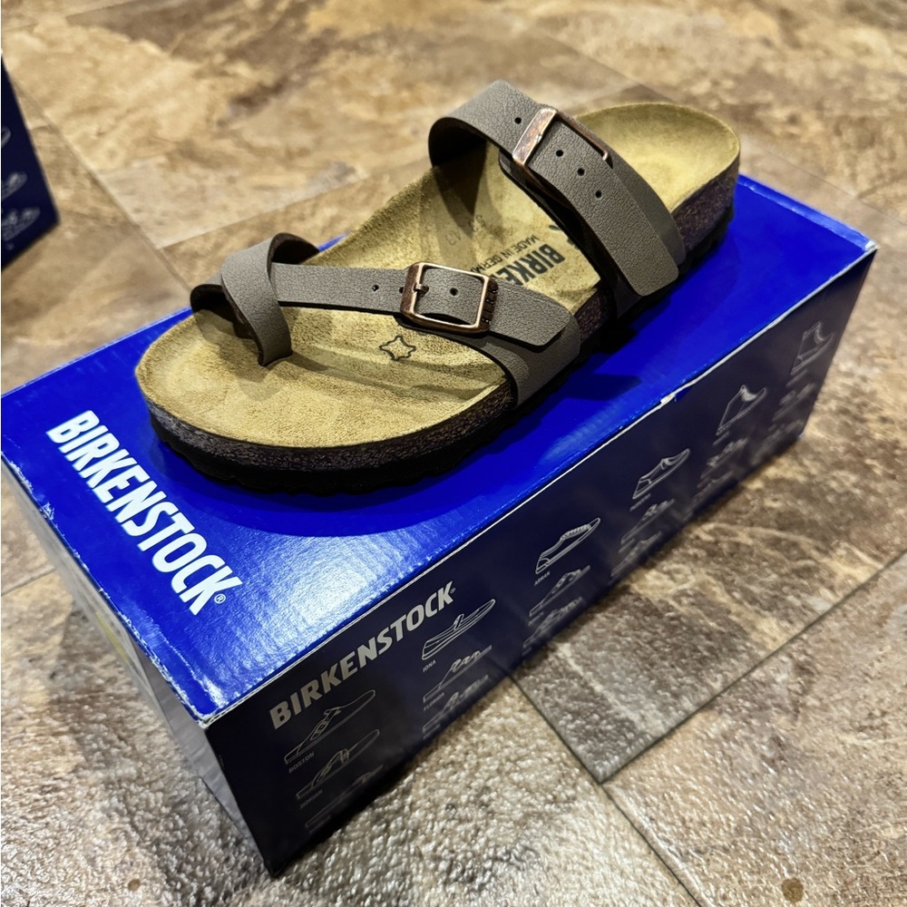Birkenstock Mayari BRAND NEW never worn! 35N 🤩🎉 Mocca color